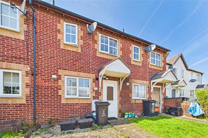2 Bedroom Terraced House For Sale In May Close, Gorse Hill, Swindon, SN2