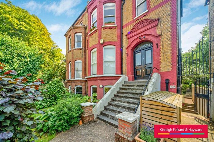 2 Bedroom Flat For Sale In Dulwich Road, Herne Hill, London, SE24