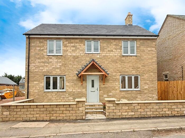 3 Bedroom Detached House For Sale In Brington Road, Long Buckby, Northampton, NN6