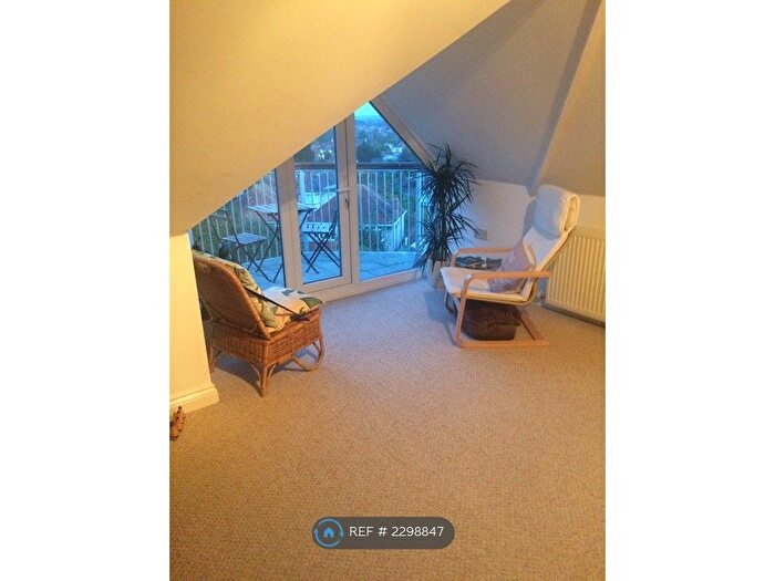 1 Bedroom Flat To Rent In Foxholes Road, Bournemouth, BH6