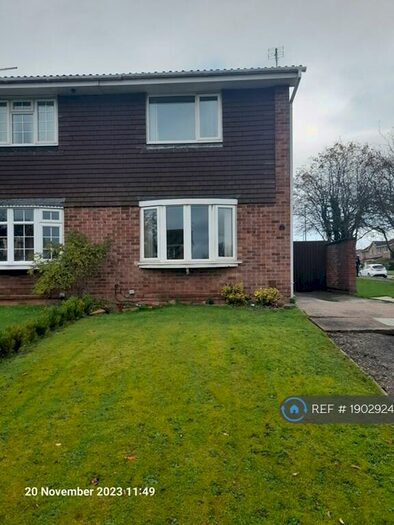 2 Bedroom Semi-Detached House To Rent In Minster Road, Derby, DE21