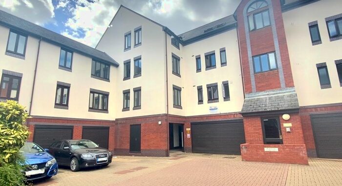 2 Bedroom Flat To Rent In Water Lane, St. Thomas, Exeter, EX2