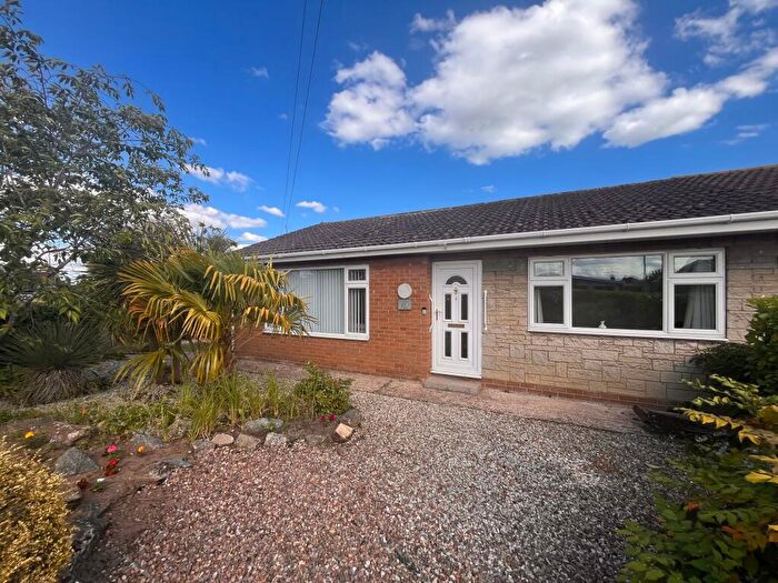 3 Bedroom Semi-Detached Bungalow For Sale In Mill Crescent, Scotter, DN21