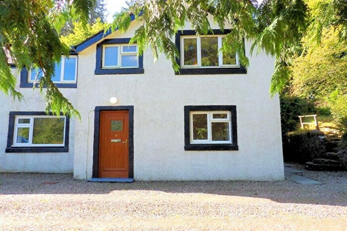 3 Bedroom End Of Terrace House For Sale In Dippen, Carradale, PA28