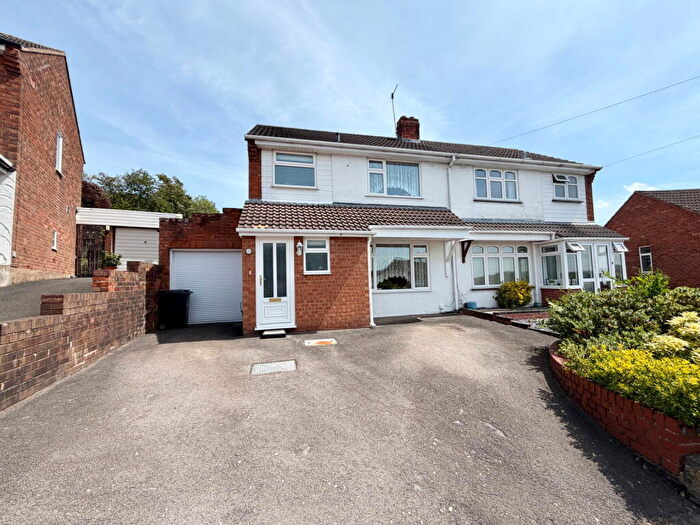 3 Bedroom Semi-Detached House For Sale In Wychbury Road, Brierley Hill, DY5