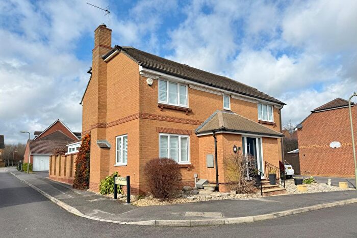 4 Bedroom Detached House For Sale In Dickens Drive, Whiteley, PO15