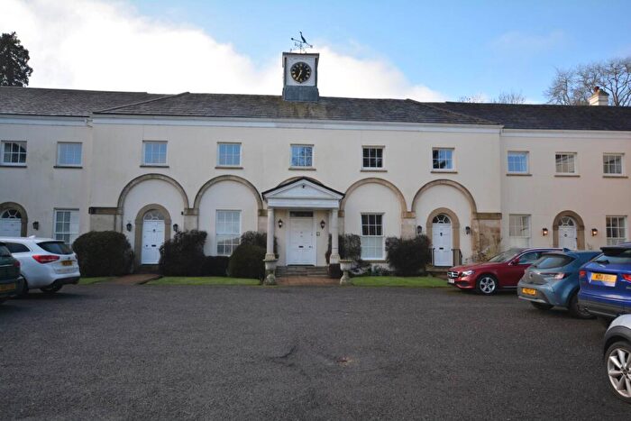 2 Bedroom Apartment For Sale In Missenden Road, Amersham, HP7