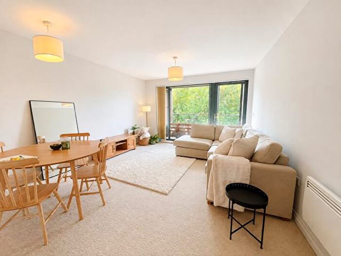 2 Bedroom House To Rent In Samuels Crescent, Whitchurch, Cardiff, CF14