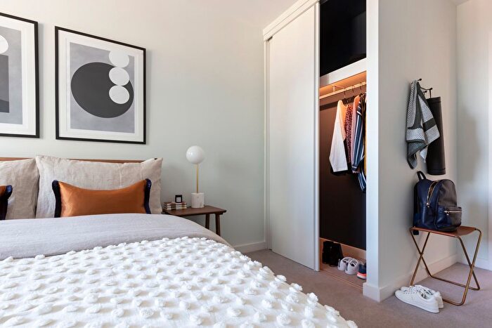 2 Bedroom Flat To Rent In Ten Degrees, Croydon, CR0