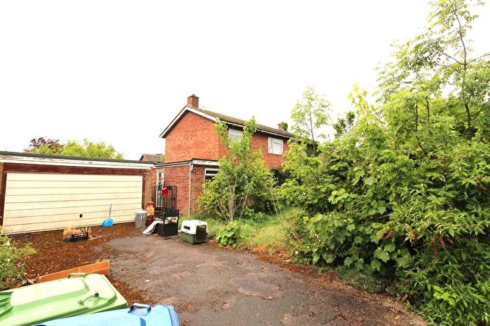 4 Bedroom Detached House For Sale In Charnocks Close, Gamlingay, Sandy, SG19