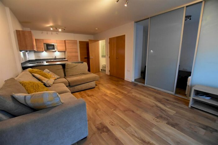 1 Bedroom Flat To Rent In Kensington House, West Drayton, UB7