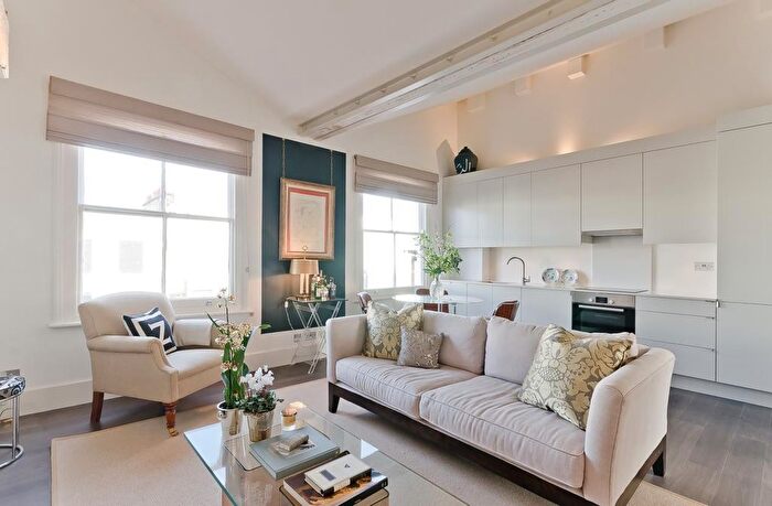 2 Bedroom Flat To Rent In Westbourne Park Road, London, W11