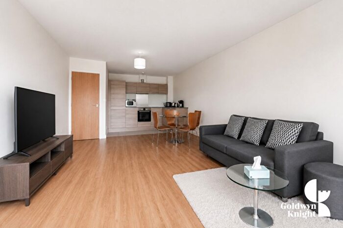 1 Bedroom Flat To Rent In Commercial Road, London, E14