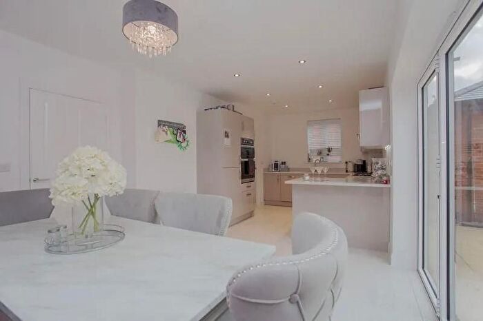 4 Bedroom Detached House To Rent In Greenfield Way, Hampton Water, PE7