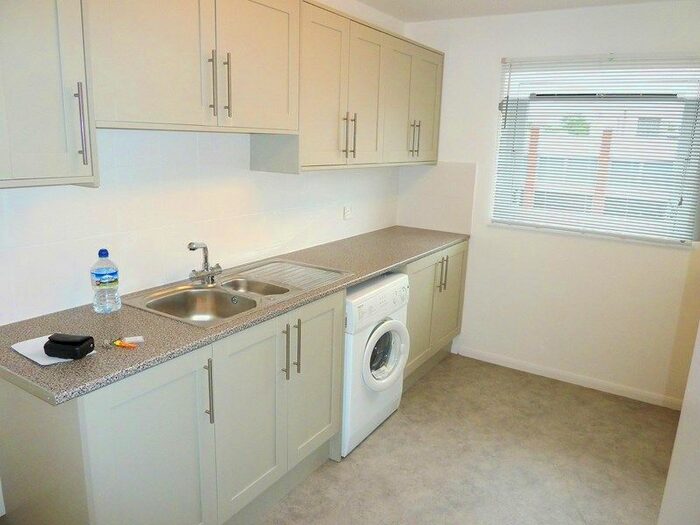 1 Bedroom Flat To Rent In Berkeley Court, Nightingale Way, Swanley BR8