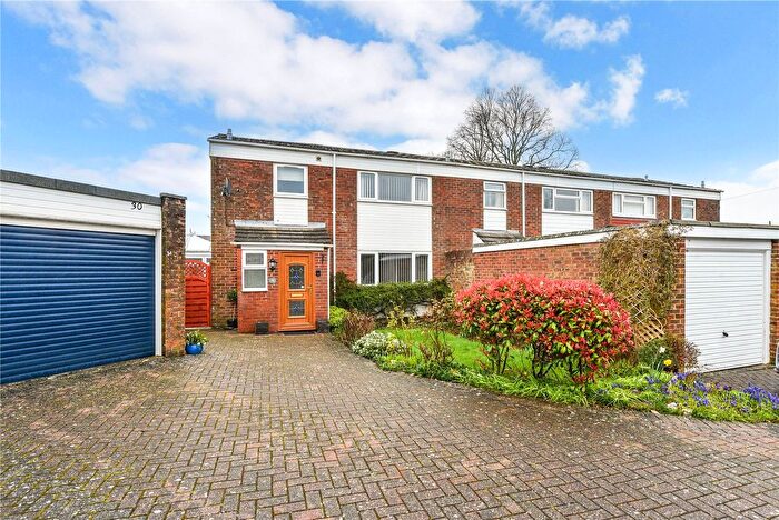 4 Bedroom End Terrace House For Sale In Chalcrafts, Alton, Hampshire, GU34