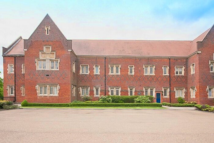 2 Bedroom Apartment To Rent In The Galleries, Brentwood, Essex, CM14