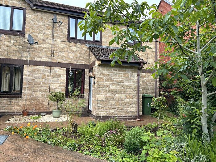 1 Bedroom Flat To Rent In Singleton Court, Wells, Somerset, BA5
