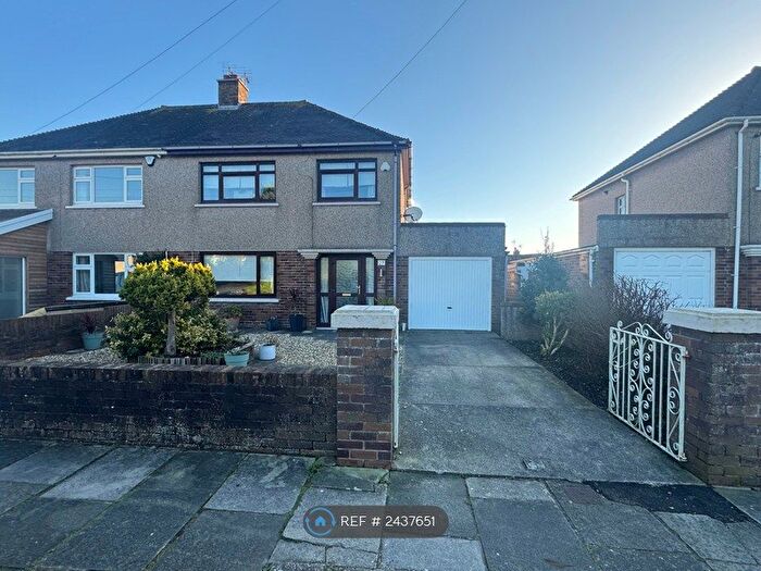 4 Bedroom Semi-Detached House To Rent In Brian Crescent, Porthcawl, CF36