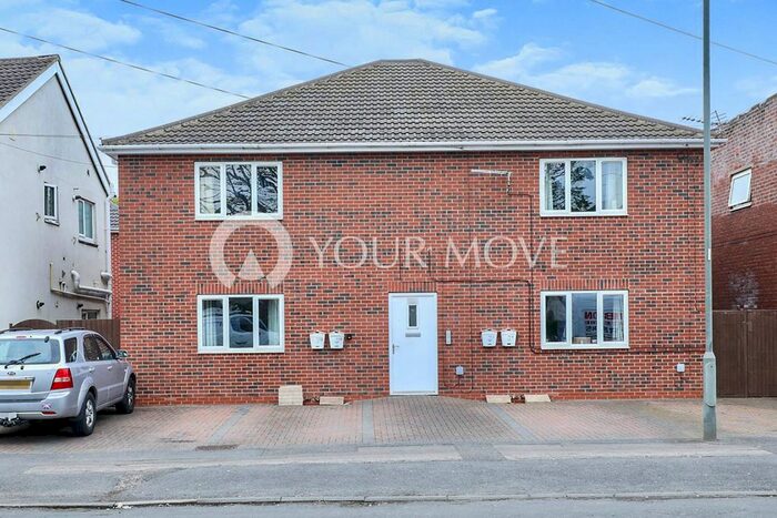 2 Bedroom Flat To Rent In Waverley Avenue, Doncaster, South Yorkshire, DN4