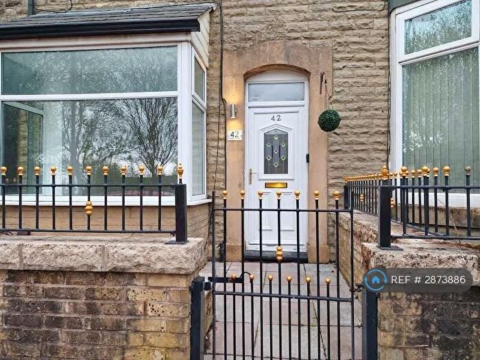 2 Bedroom Terraced House To Rent In Clyde Street, Oldham, OL1