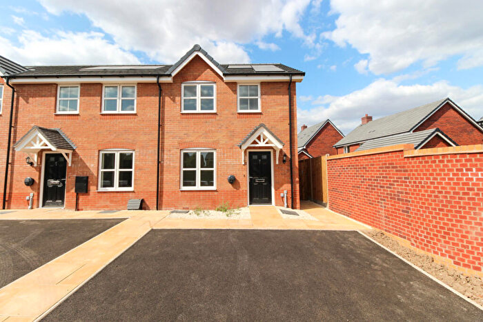 2 Bedroom End Of Terrace House For Sale In Eliot Road, Hatton, CV35