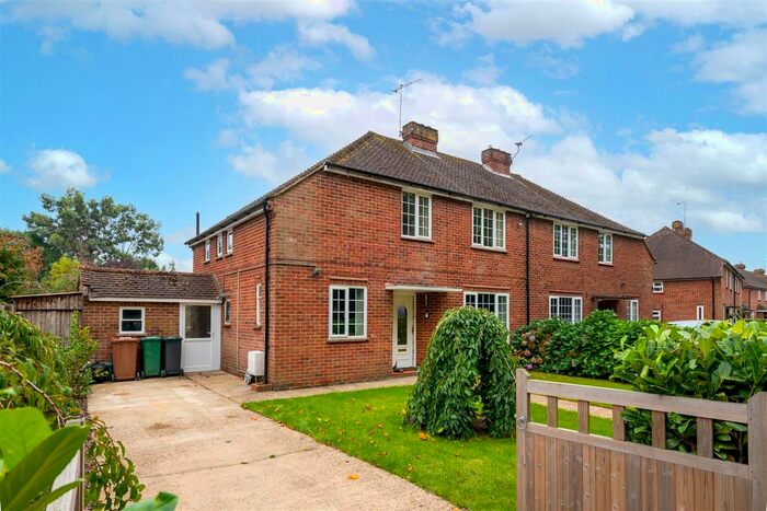 3 Bedroom Semi-Detached House To Rent In Horley Row, Horley, RH6