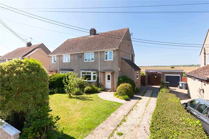 4 Bedroom Semi-Detached House For Sale In Giernalls Road, Hailey, Witney, Oxfordshire, OX29