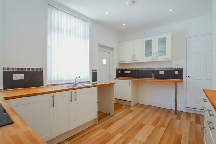 3 Bedroom Terraced House To Rent In Elleray Road, Salford, M6