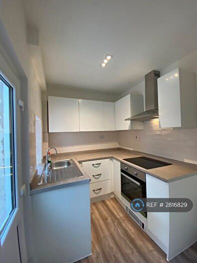 2 Bedroom Terraced House To Rent In Cemetery Road, Preston, PR1