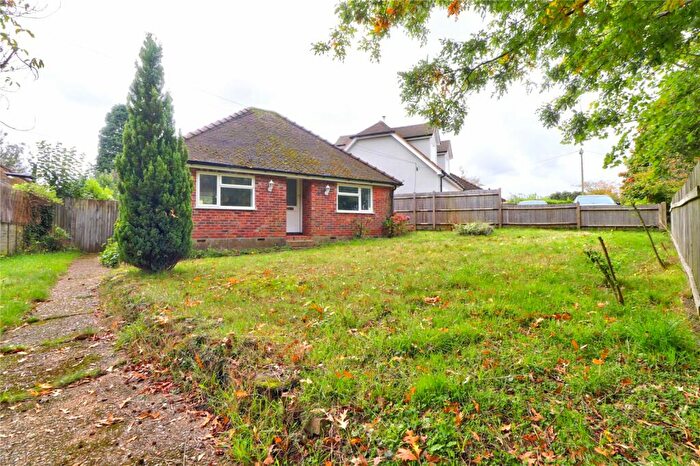 2 Bedroom Detached House For Sale In Eashing Lane, Godalming, Surrey, GU7