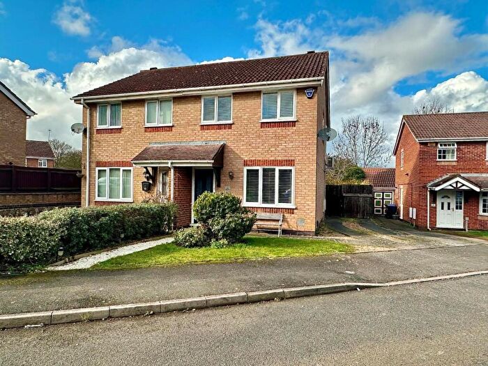 3 Bedroom Semi Detached House For Sale In Miller Hill, West Hunsbury, Northampton, NN4