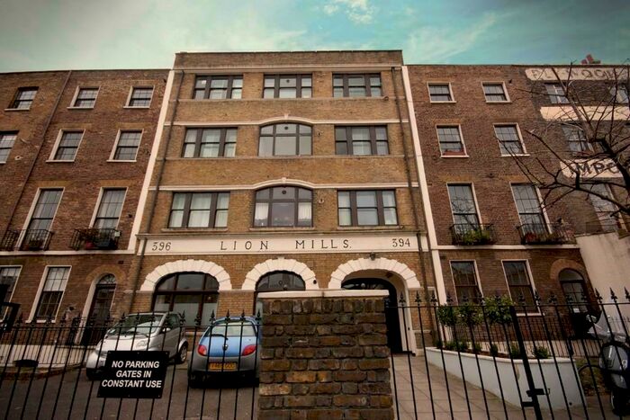 2 Bedroom Flat To Rent In Lion Mills, Hackney Road, London, E2