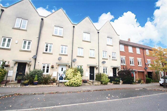 4 Bedroom Town House For Sale In St. Helena Avenue, Newton Leys, Milton Keynes, MK3