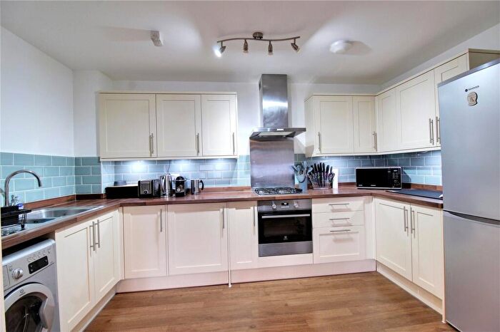 1 Bedroom Flat For Sale In Runnymede Drive, Odiham, Hook, Hampshire, RG29