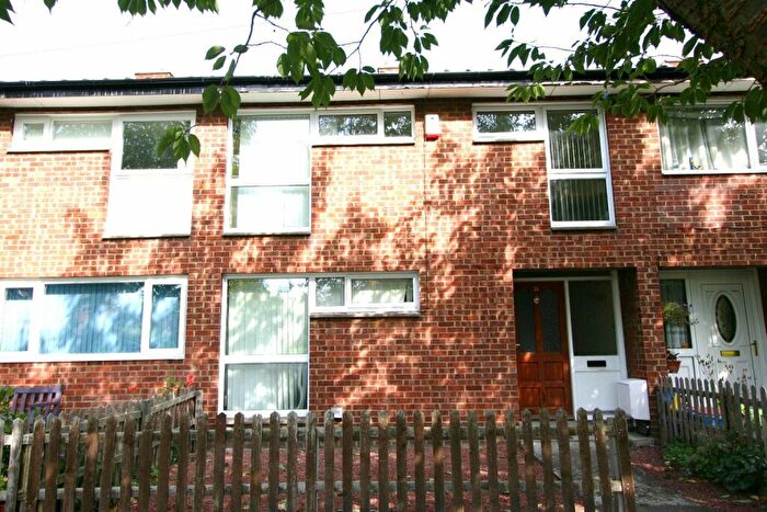 4 Bedroom House To Rent In The Hallgarth, DH1