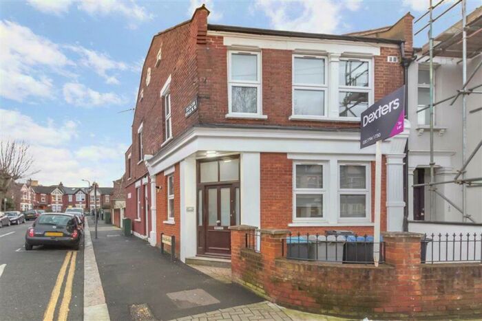 1 Bedroom Flat To Rent In Chapter Road, Willesden Green, NW2