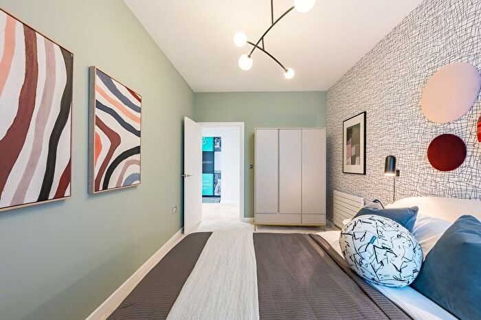 1 Bedroom Flat For Sale In Legacy Wharf, Stratford, E15