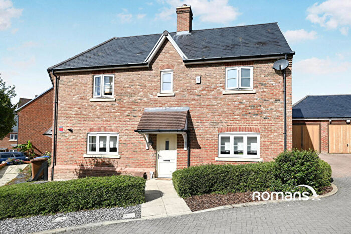 3 Bedroom Detached House To Rent In Teasel Down, Warfield, Bracknell, RG42