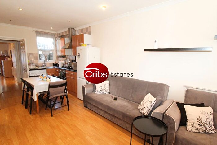 1 Bedroom Flat To Rent In Denison Road, Colliers Wood, London, SW19
