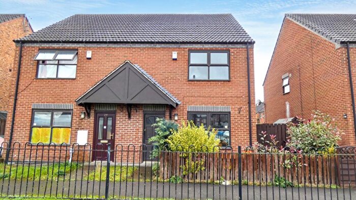3 Bedroom Semi Detached House For Sale In Martin Street, Beverley, East Yorkshire, HU17