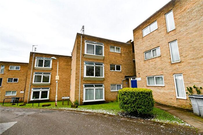 2 Bedroom Flat For Sale In Mountway, Higher Bebington, Wirral, CH63