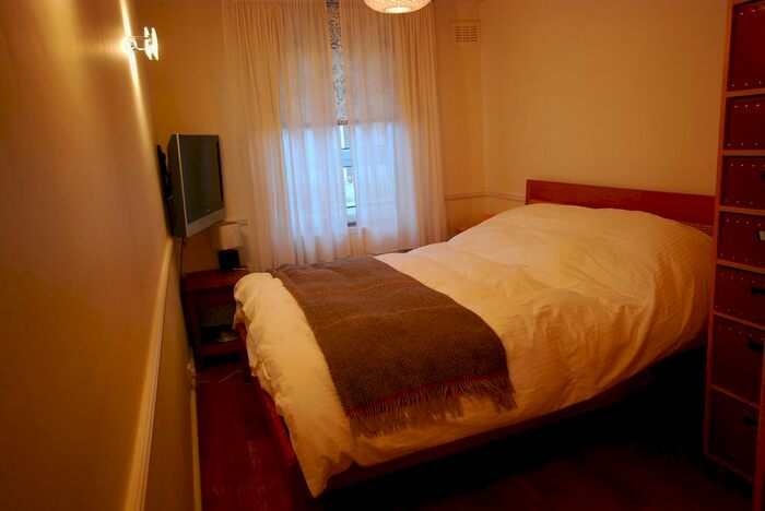 3 Bedroom Terraced House To Rent In Midway House, Manningford Close, EC1V