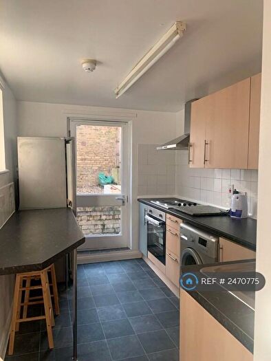 2 Bedroom Flat To Rent In Malden Road, London, NW5