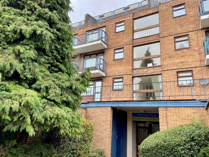 2 Bedroom Property To Rent In Park Farm Drive, Allestree, Derby, DE22