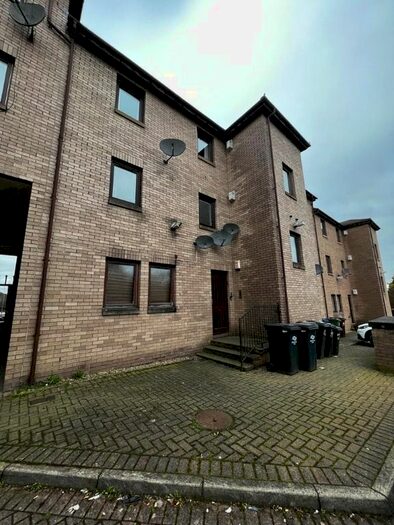 2 Bedroom Flat To Rent In George Street, Johnstone, Renfrewshire, PA5