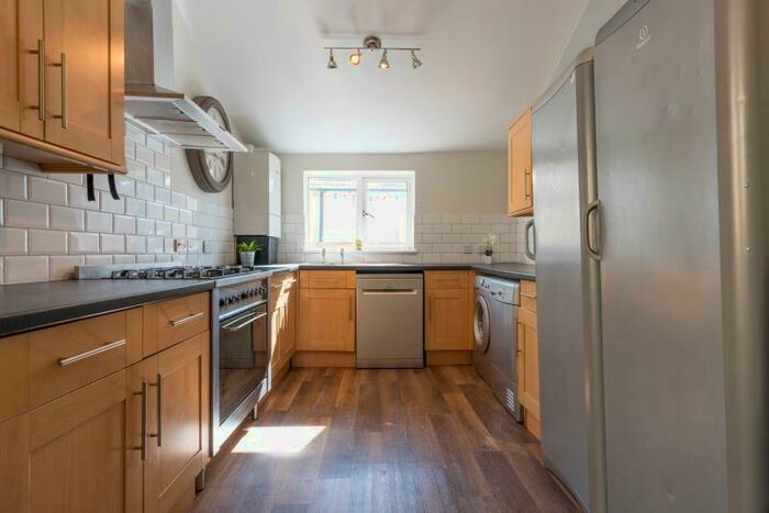 6 Bedroom Terraced House To Rent In Manners Road, Portsmouth, PO4
