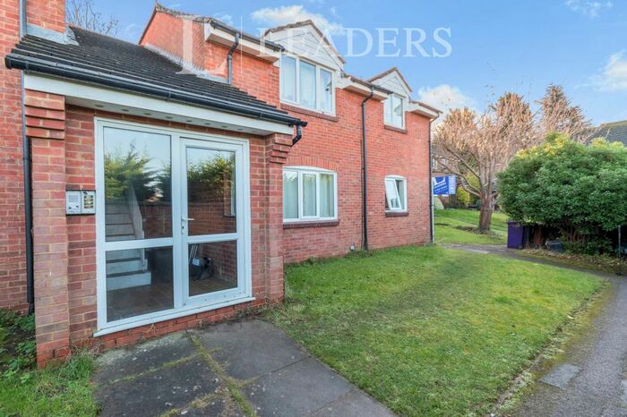 Studio To Rent In Park Gate, Hitchin SG4