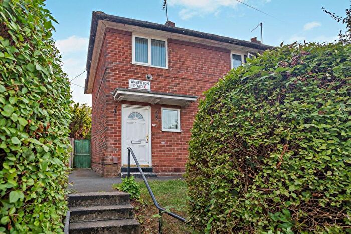 3 Bedroom End Of Terrace House For Sale In Amberton Road, Leeds, LS8