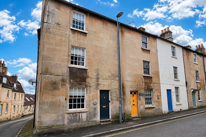2 Bedroom Property For Sale In High Street, Batheaston, Bath, BA1